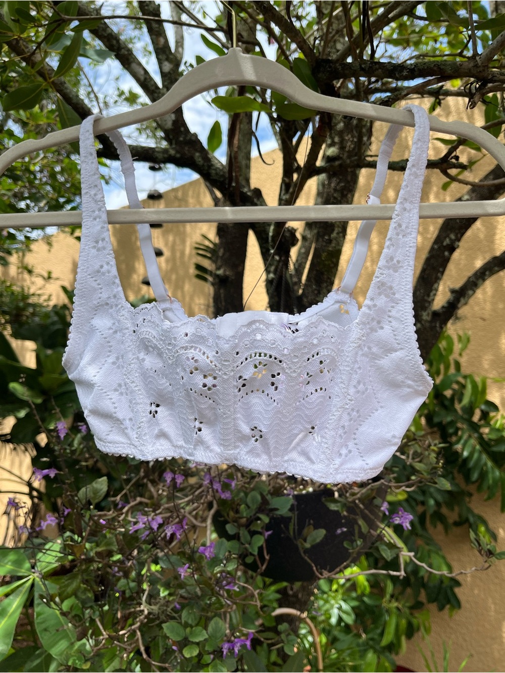 Savage X Fenty White Eyelet Bra, Women’s Size Small